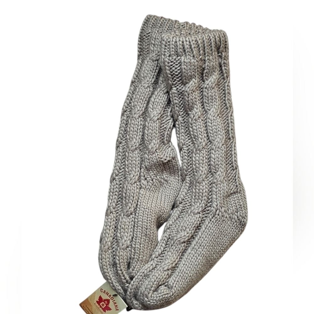 Canadian Woman Owned Biz Grey Chunky Cable Knit Reading Socks w Fleece Lining